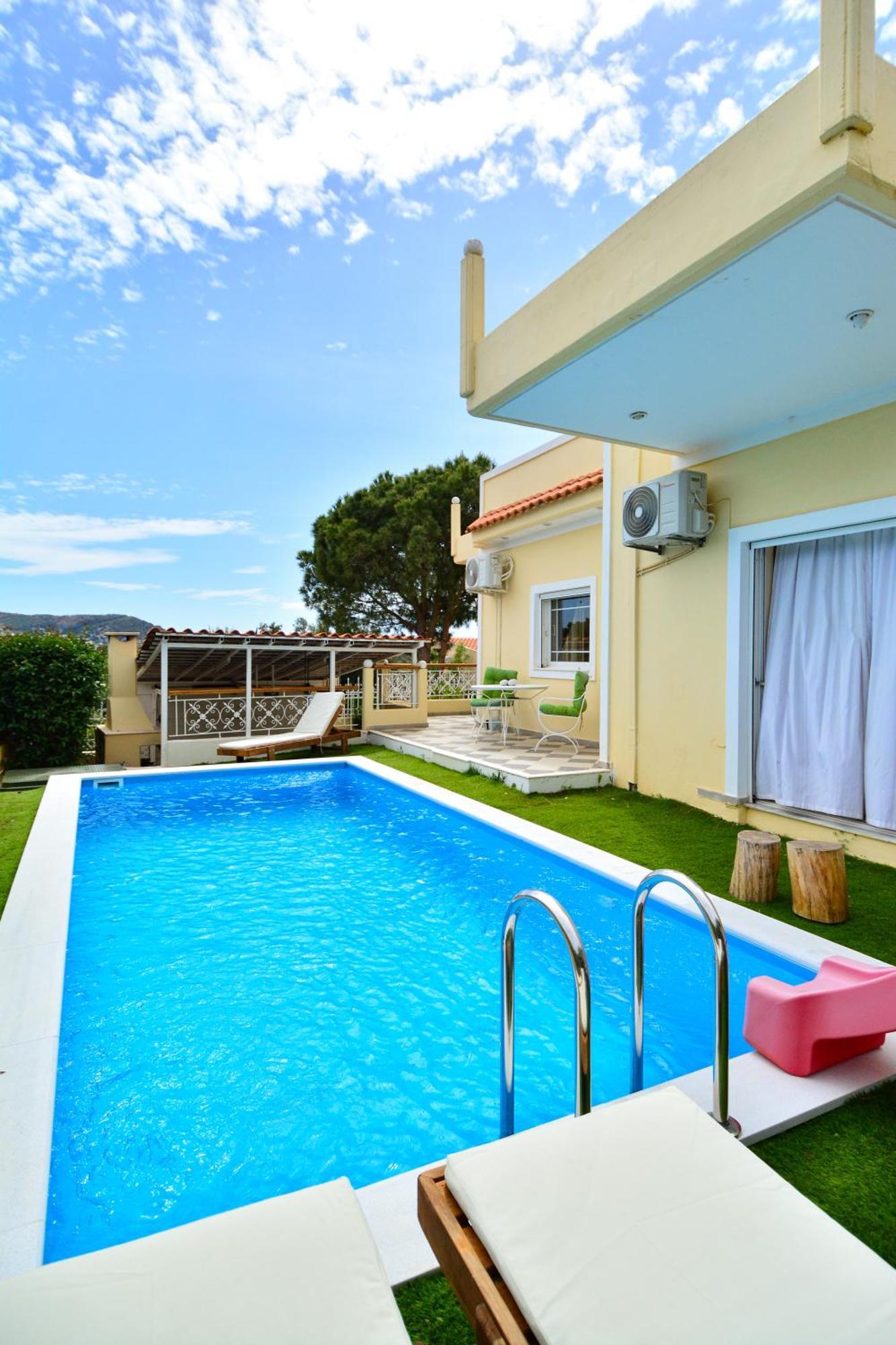 Villa Filoxenia All Seasons, Near Airport, Sea, Athens Agia Marina  Экстерьер фото